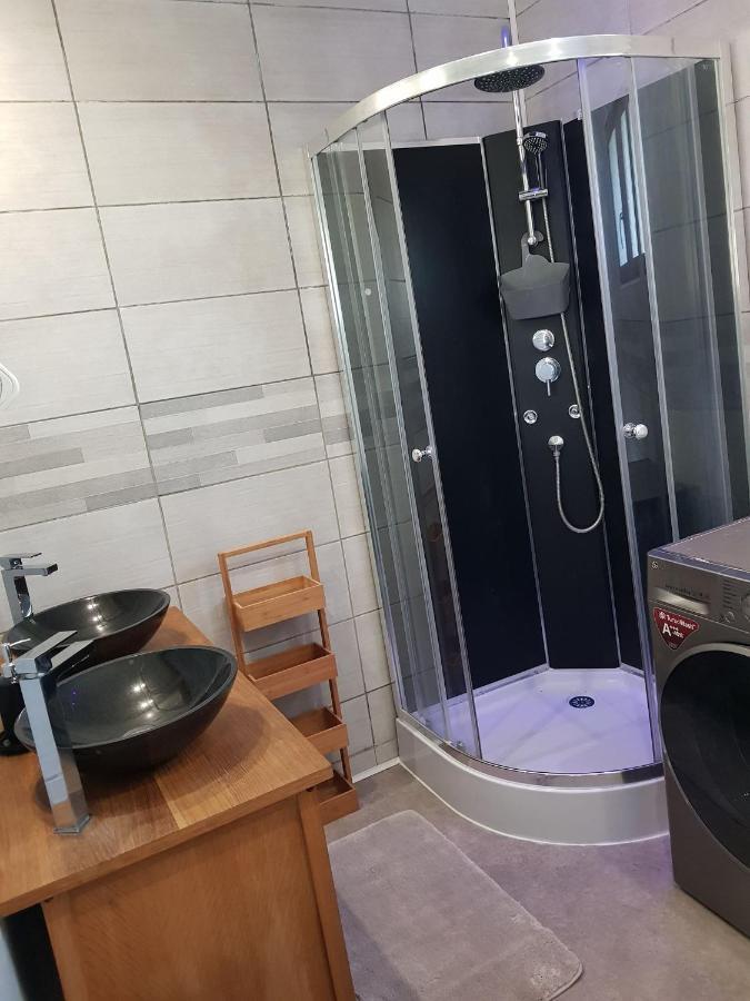Вилла Maison Independante Saint-Amand-en-Puisaye Экстерьер фото
